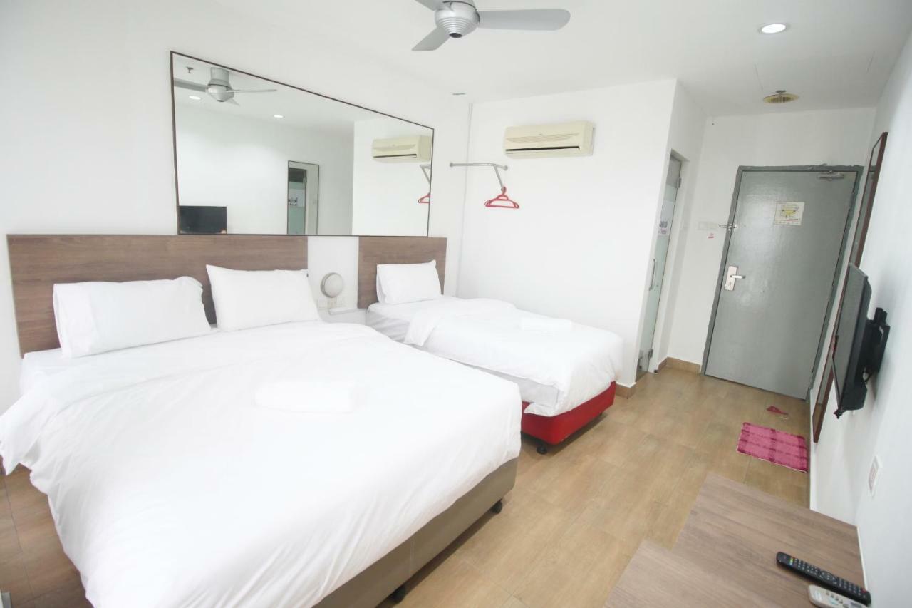 Tropical Hotel Kota Damansara Exteriör bild