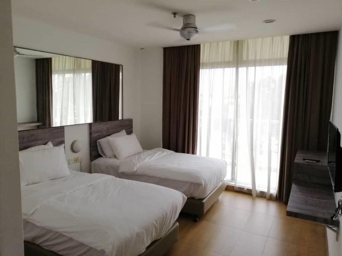 Tropical Hotel Kota Damansara Exteriör bild